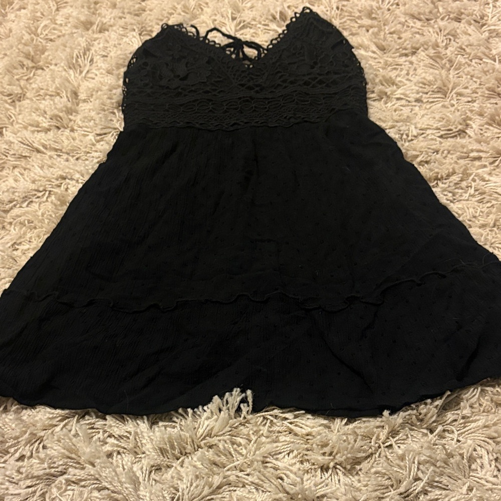 Black Lace Sleeveless Dress
